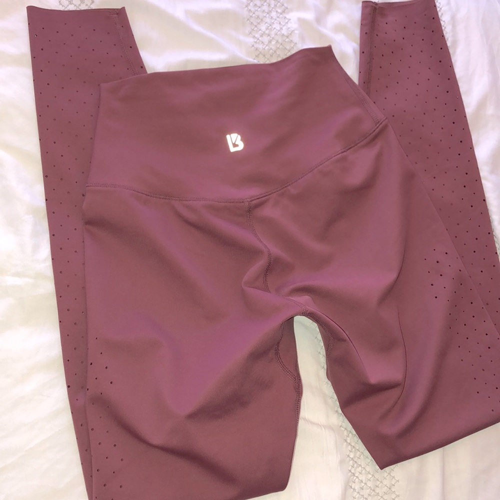 Buff bunny XS laser cut leggings merlot color